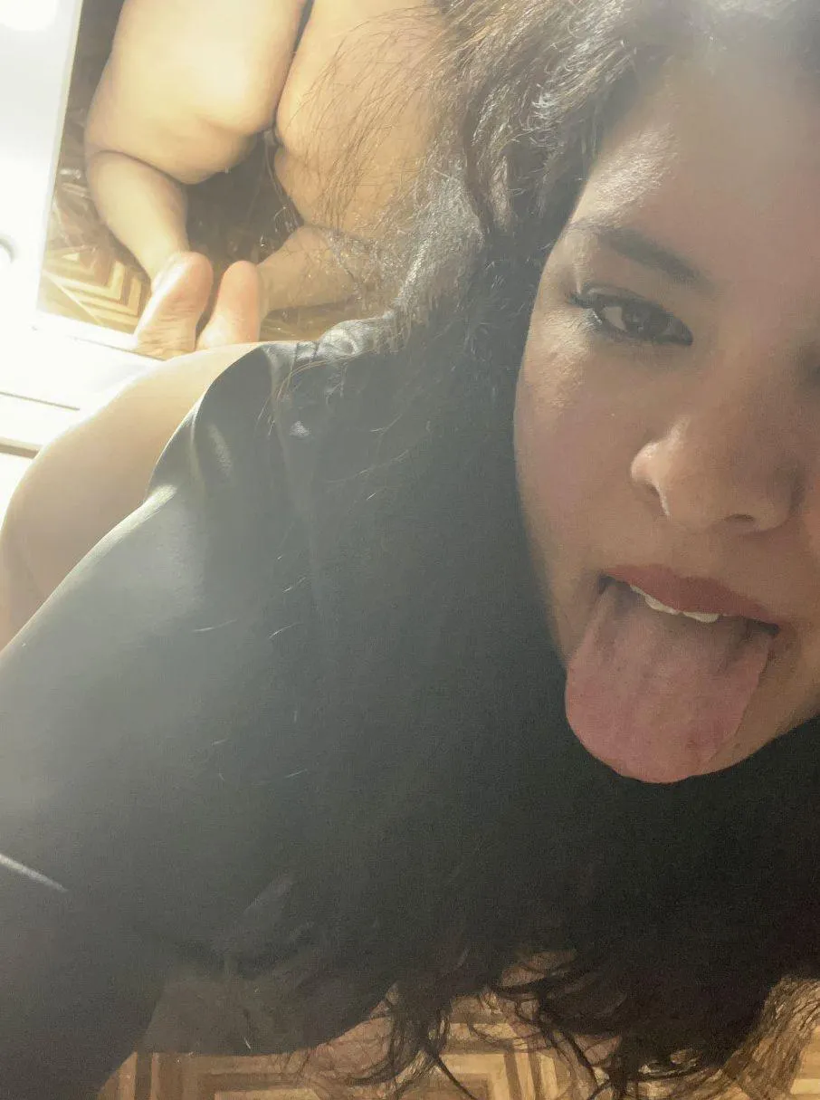 pick wisely. the front view or the back which would you rather see first if i gave you the opportunity?