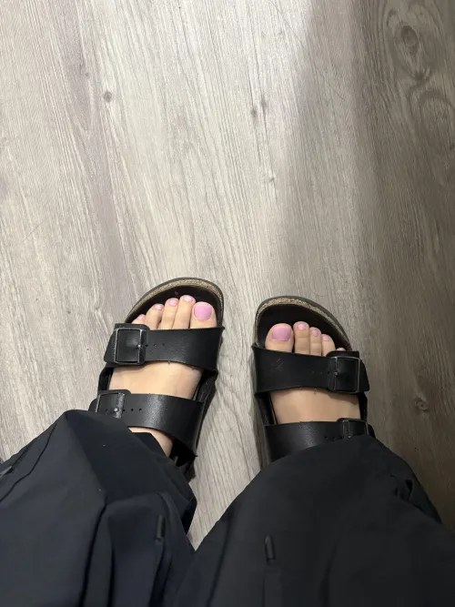 Rate my toes