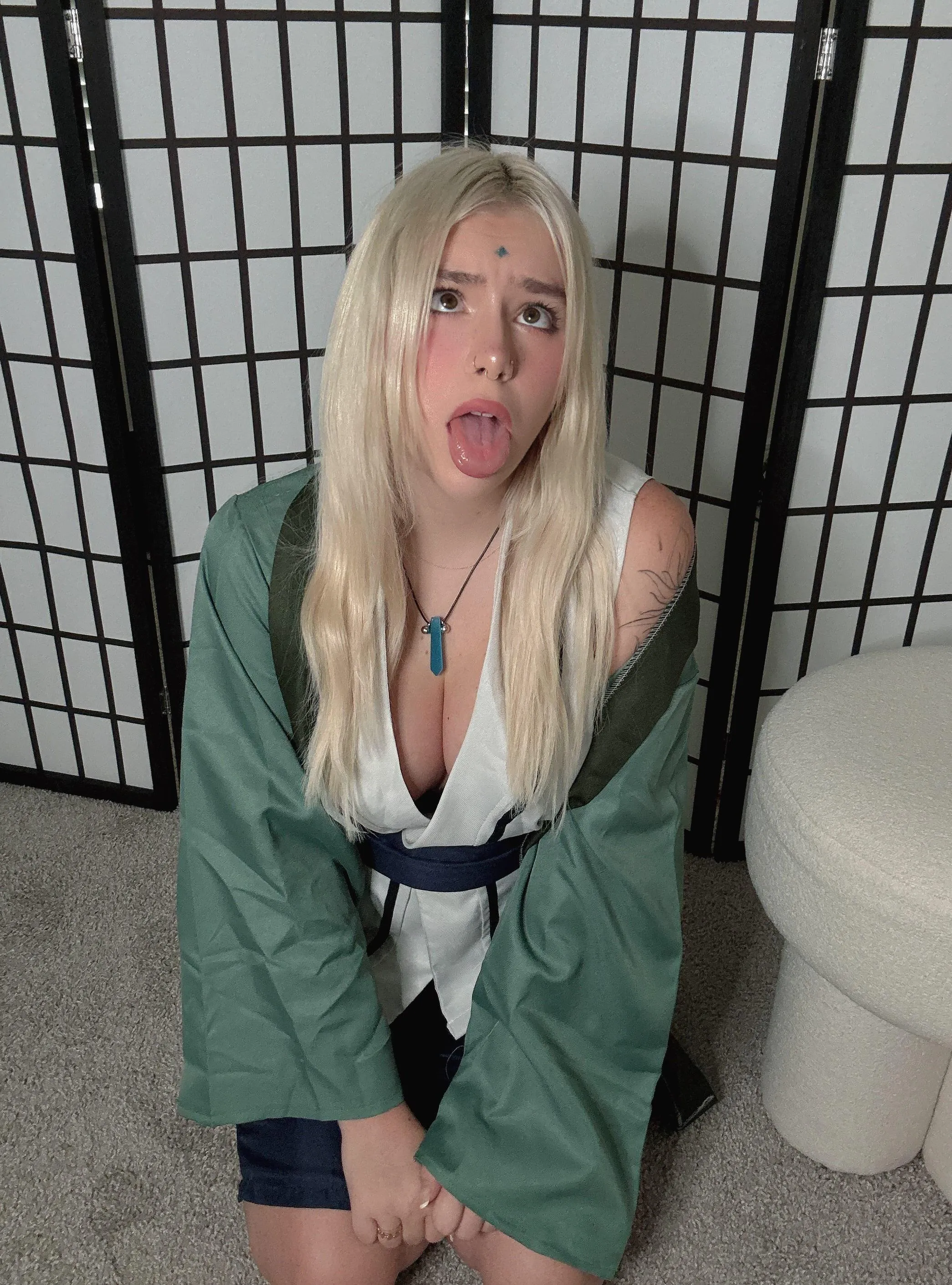 Ready to have some fun with this egirl? ;3