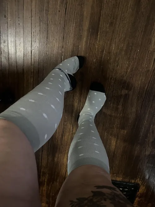 [selling] [usa] I love getting my socks all stinky and sweaty for you with my intense workouts