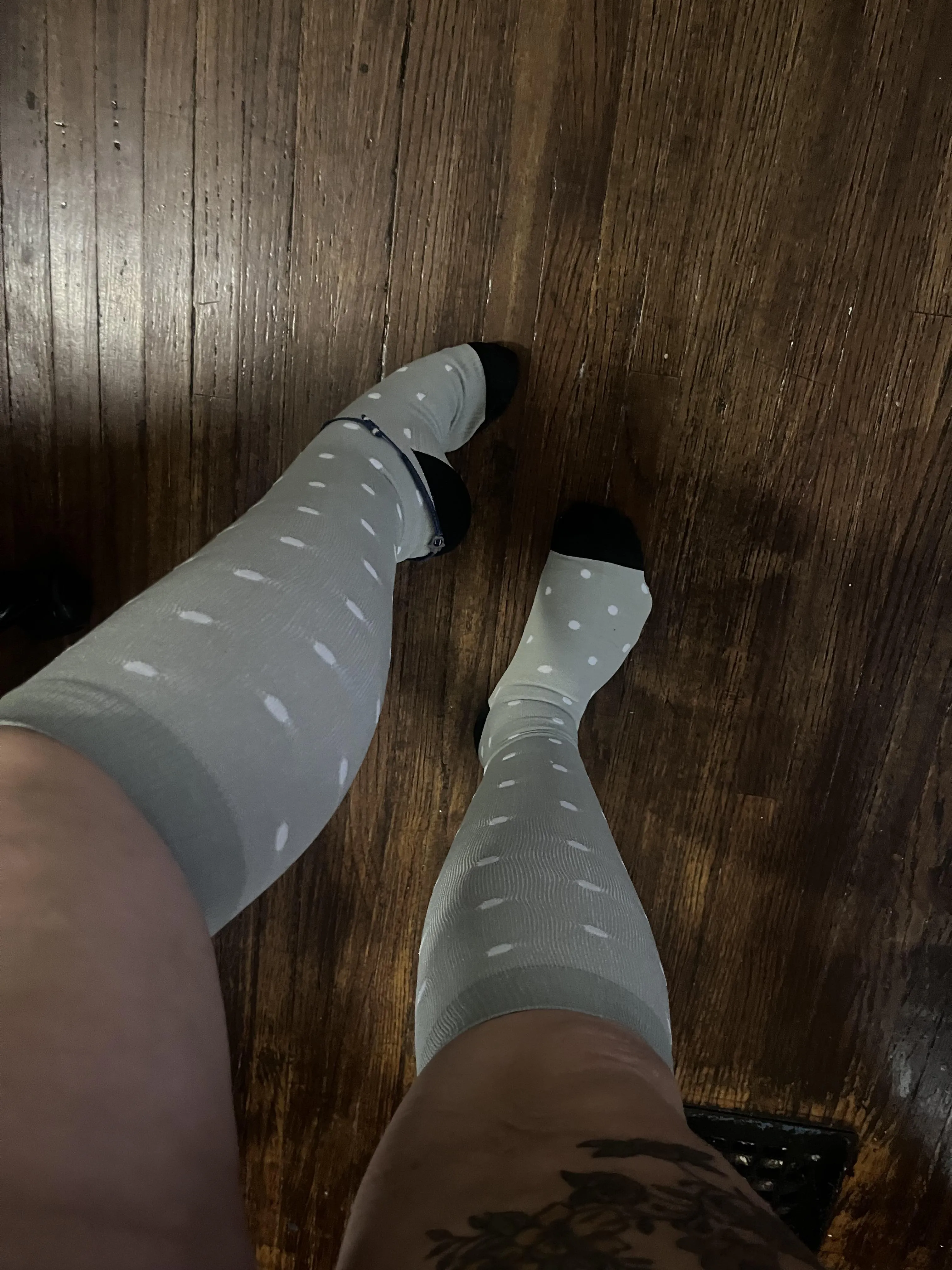 [selling] [usa] I love getting my socks all stinky and sweaty for you with my intense workouts