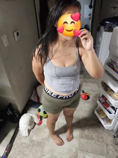 Wifey got new shorts yesterday, what do yall think?