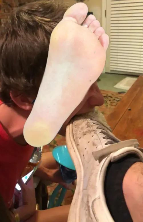 Crushing little piggies with my dirty 13s 🥱