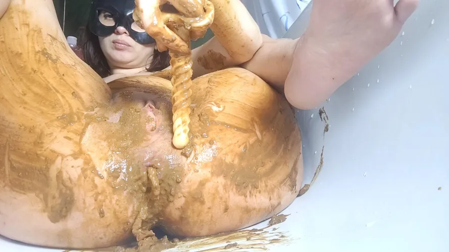 Diarrhea in the bath, very few views on the video, and in vain!!!