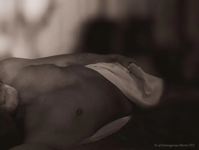 It all started with hello, and then came that damned lip bite. She’s all consuming now🫦