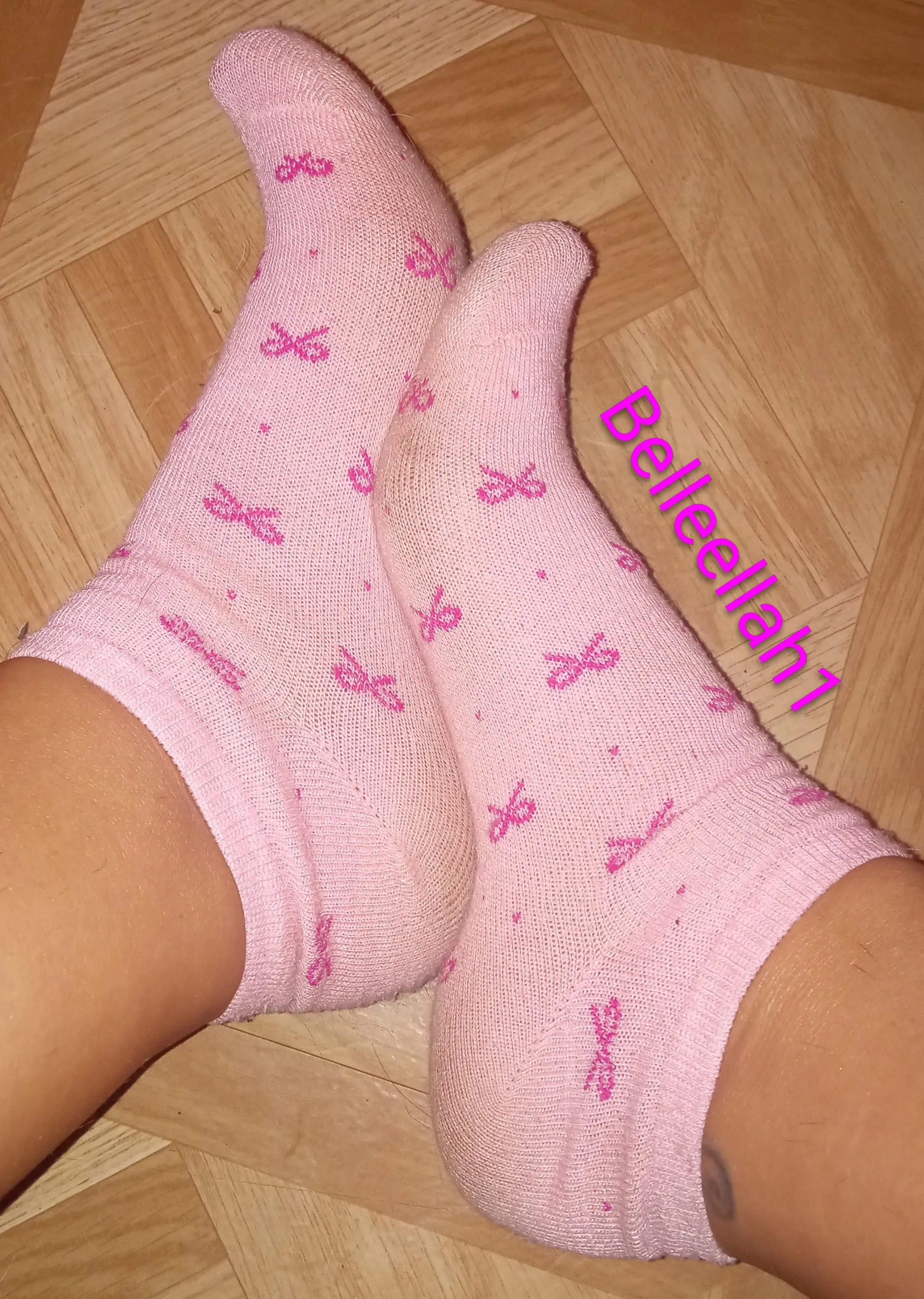 10 day worn socks ready to ship to you! They're very sweaty from yardwork and stinking up my room