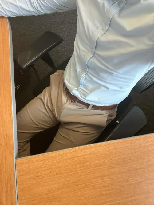 32 bi office bulge