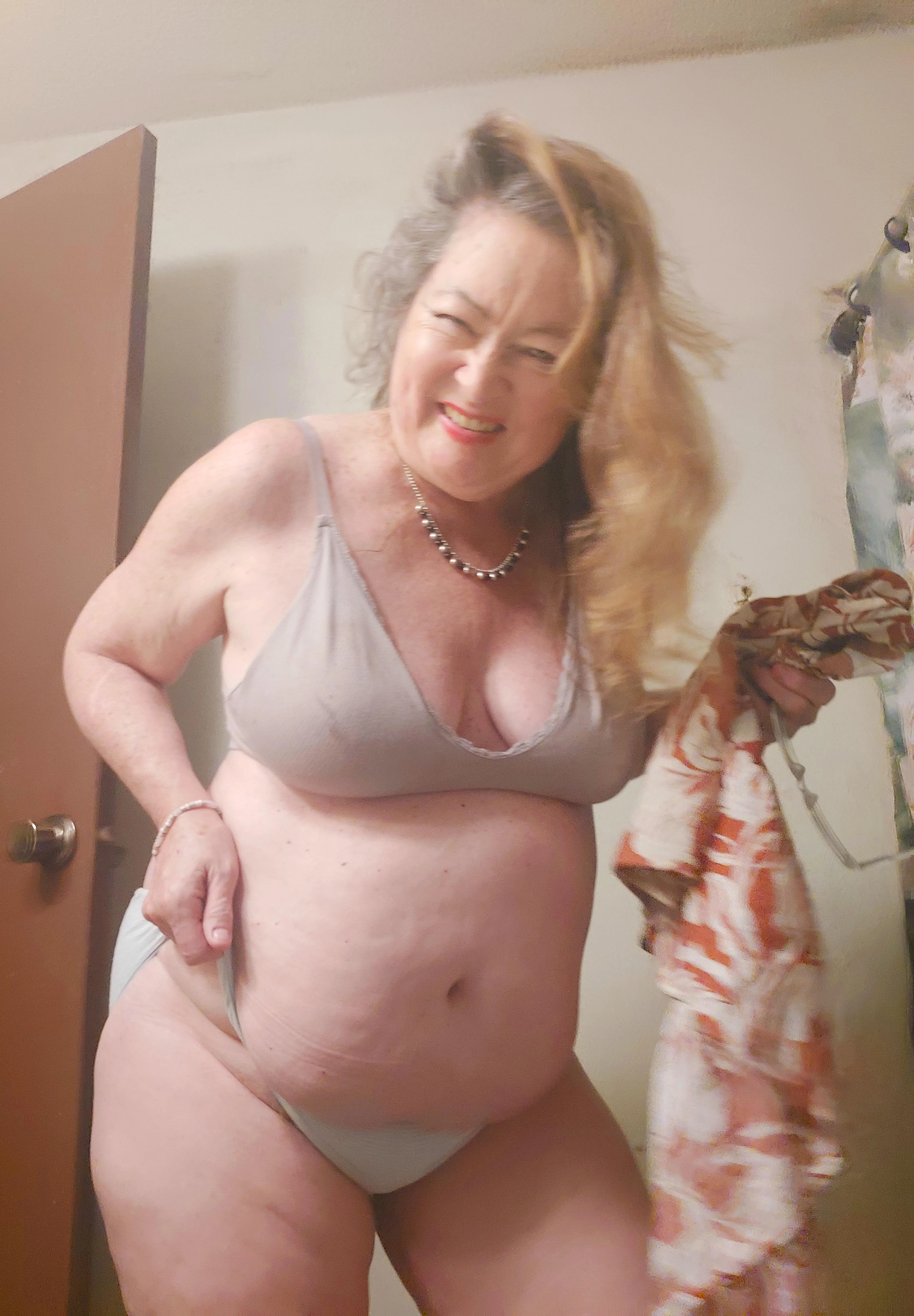 My boobs look so big with my shirt off