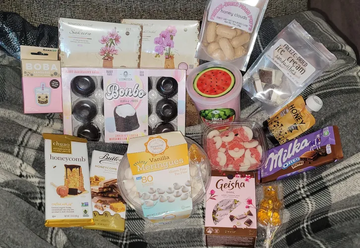 Haul from the candy store date with my Daddy🥰