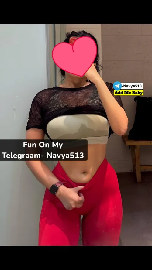 Horny gym slut with huge tits – Available for late night hookups & More (F)