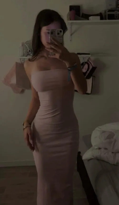 heyy i am pretty enough ?