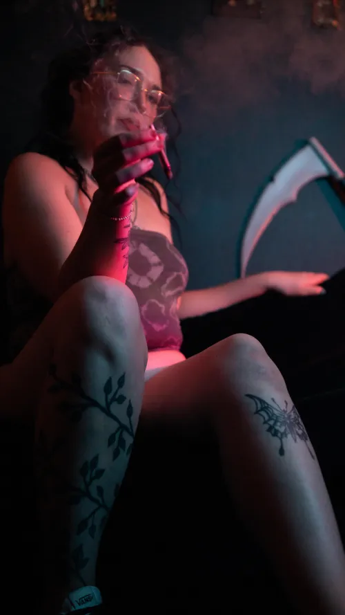 Puff, puff, pass 💨💋