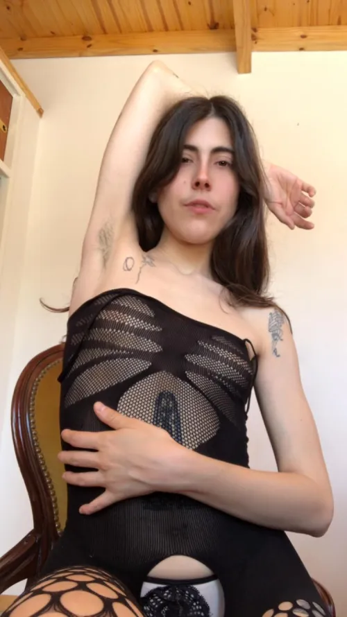 worship my delicious Goddess pheromones