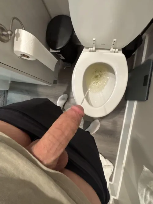 Big soft pissing cock