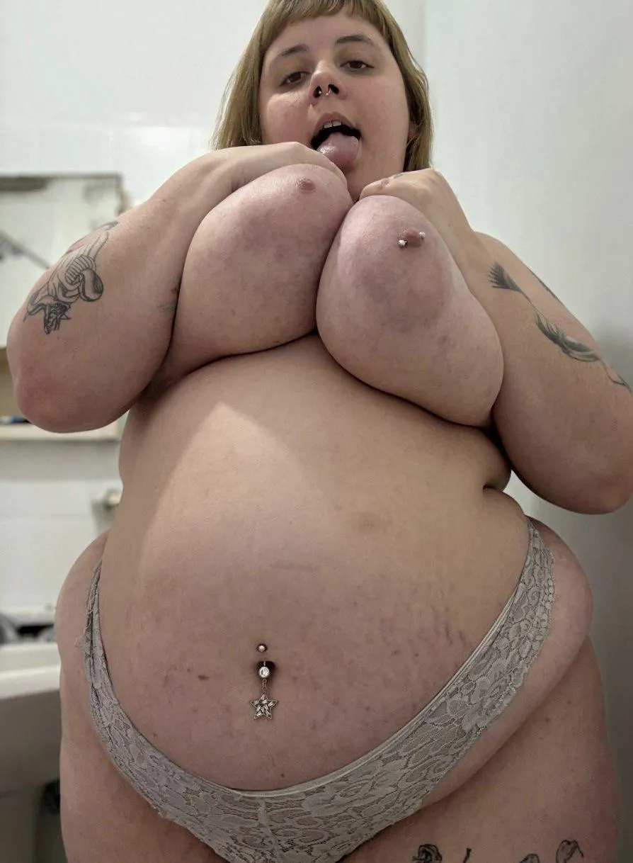 blow your load on my tits