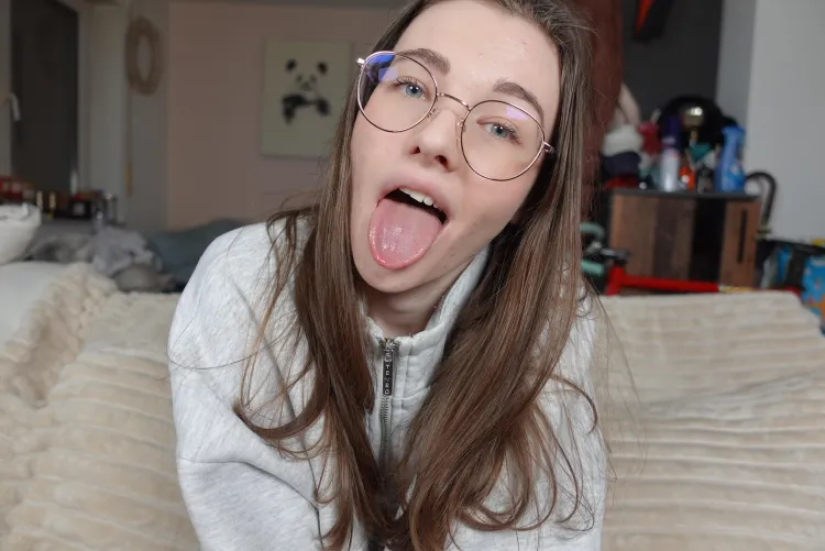 Wanna meet a crazy chick ;D