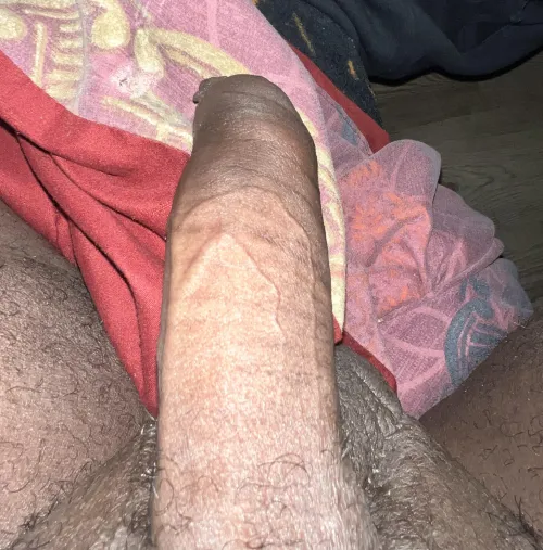 33 M4F Looking for casual or consistent FWB
