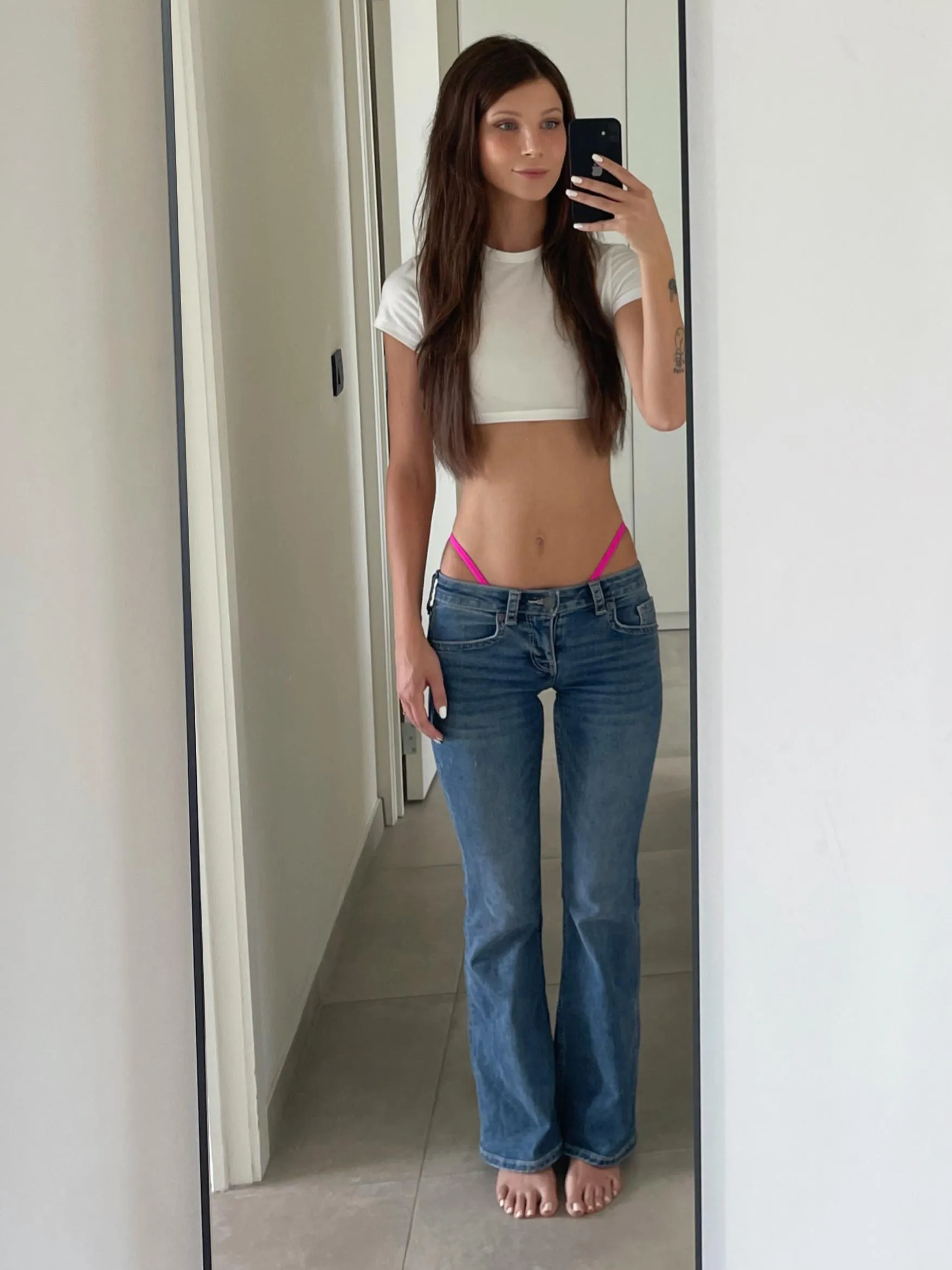 any fans of visible straps? 🤭💕