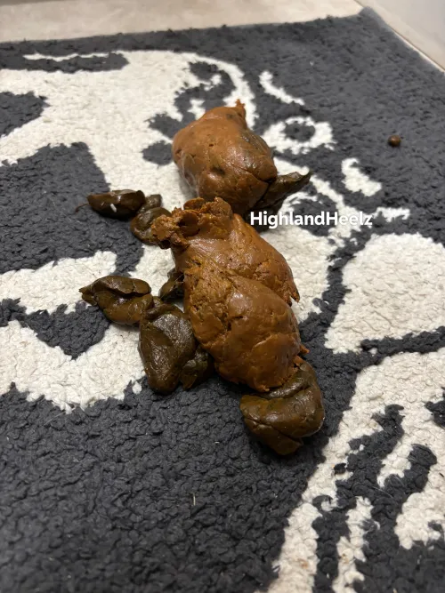 [F] big steamy hot scat