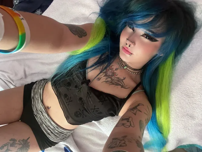 scene girl ready for u :3