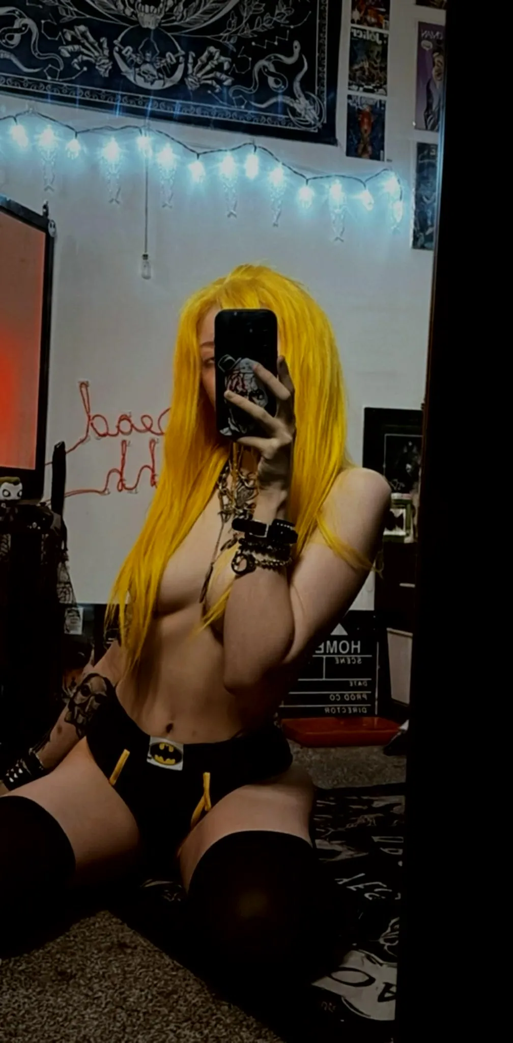 Your daily dose of goth mommy