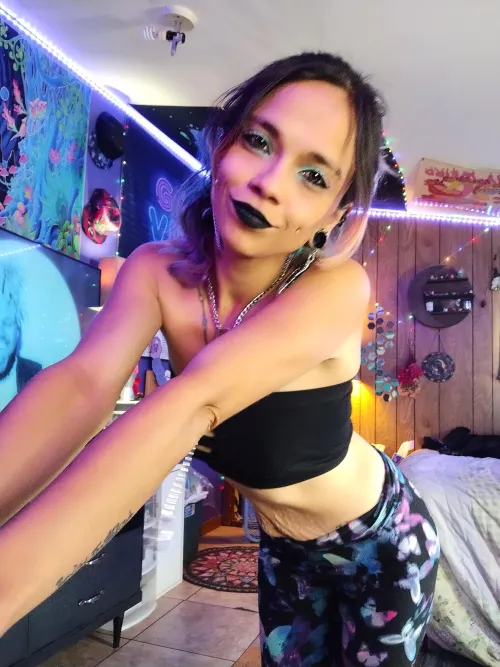 95 Milf 💜 Kinky & A Switch