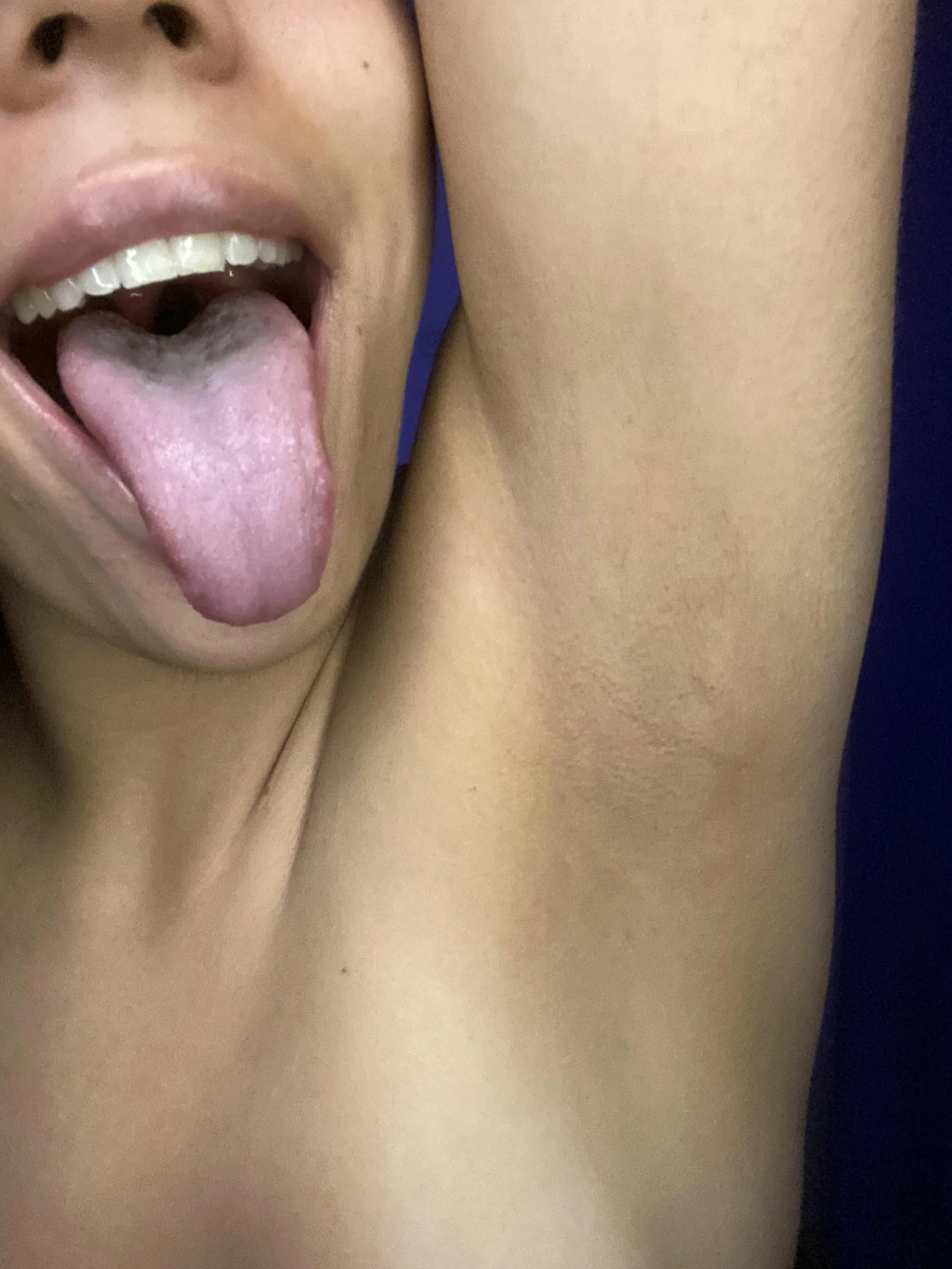 Do you like licking armpits like I do?👅