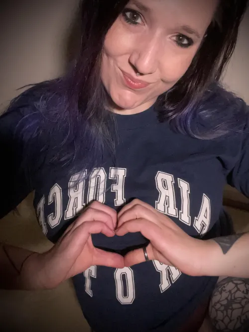 happy veterans day. thank you to all those who have served and *tongue clicks & finger guns* to the all the ones who serve and service those who've served 😉🫶🏻 🇺🇸🫡