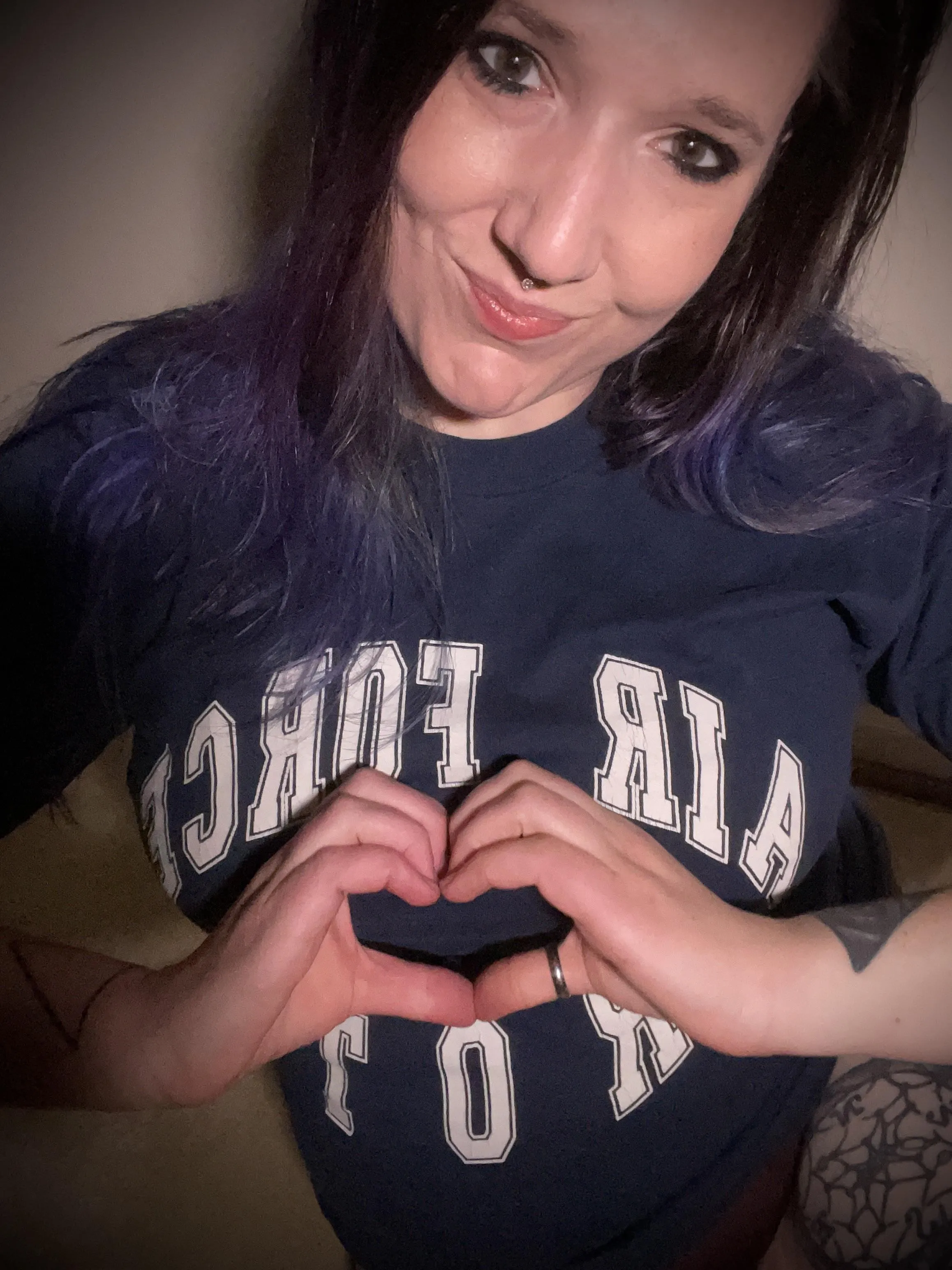 happy veterans day. thank you to all those who have served and *tongue clicks & finger guns* to the all the ones who serve and service those who've served 😉🫶🏻 🇺🇸🫡