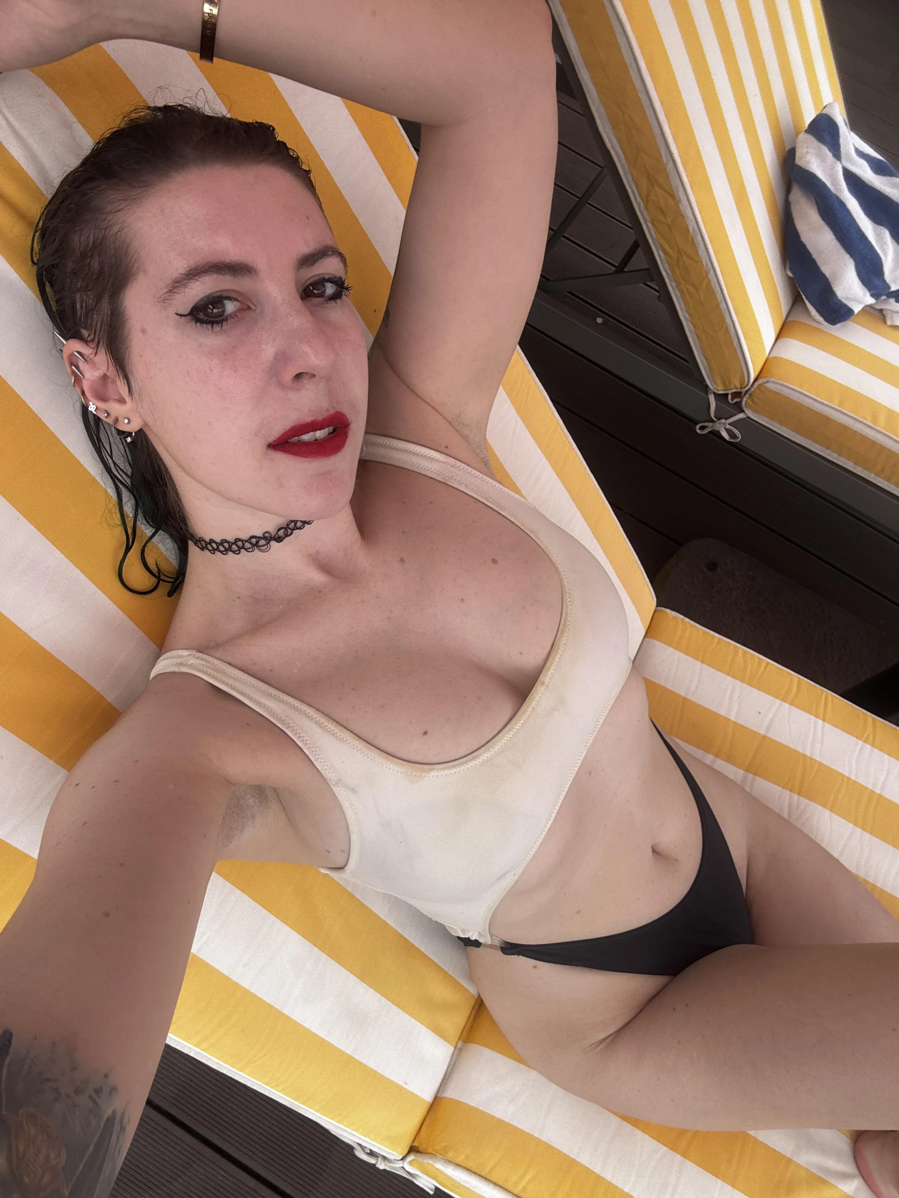 Perfect angle of drying off