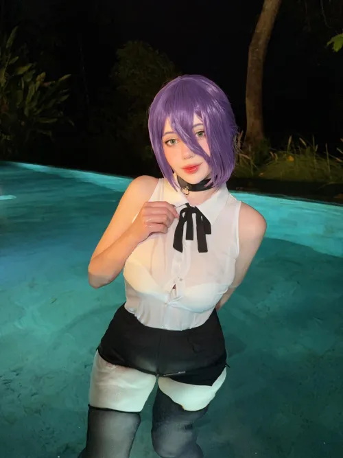 Reze from Chainsaw Man cosplay by Alina Becker