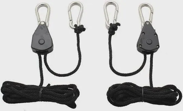 Selfbondage with roperatchet