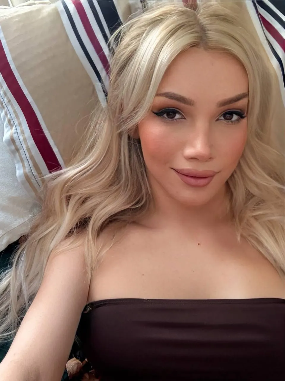 sending good vibes to everyone! 💖