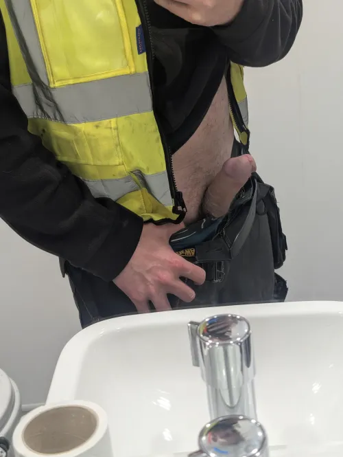 Tradie cock fumes