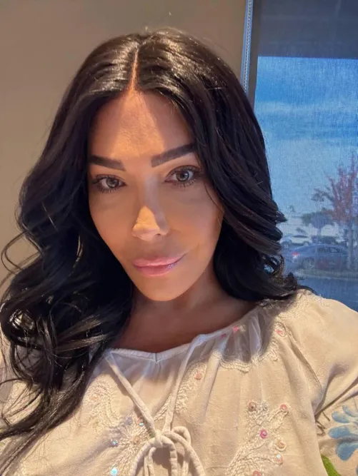 Your little sister ask you to suck her cock, what do u reply 😋