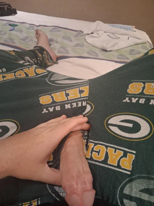 22M[M4F/MF] Got stood up, so I'm looking for some fun