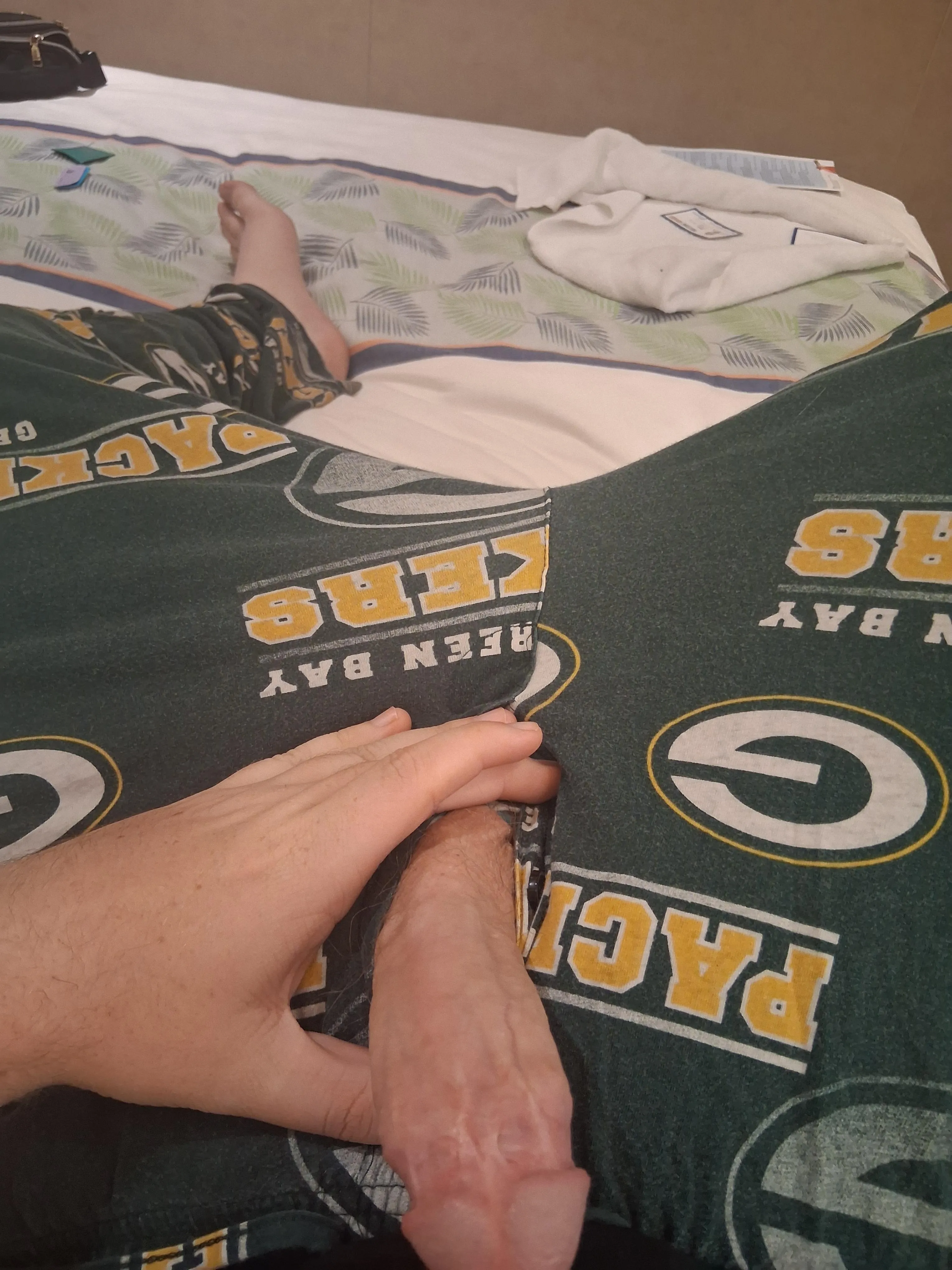 22M[M4F/MF] Got stood up, so I'm looking for some fun