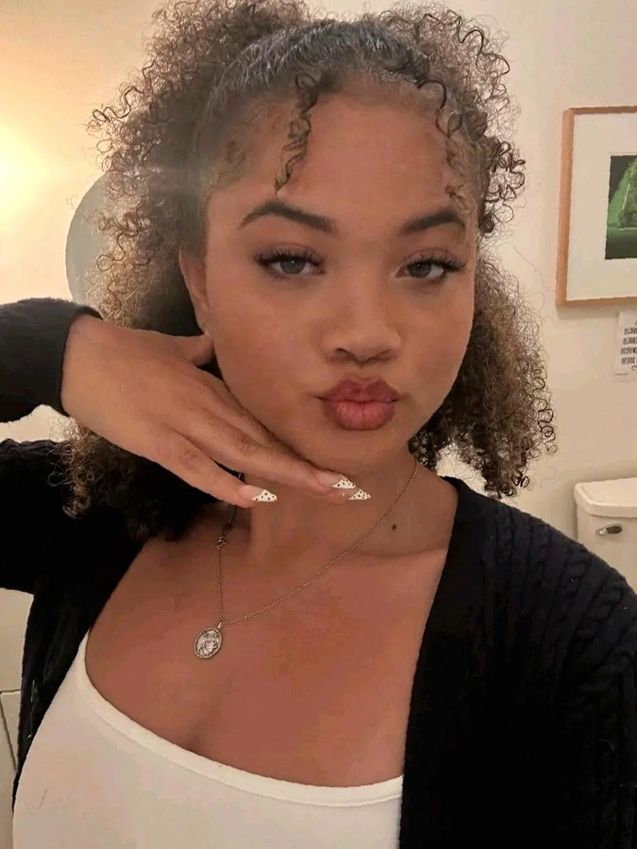 do you look head from brown girls