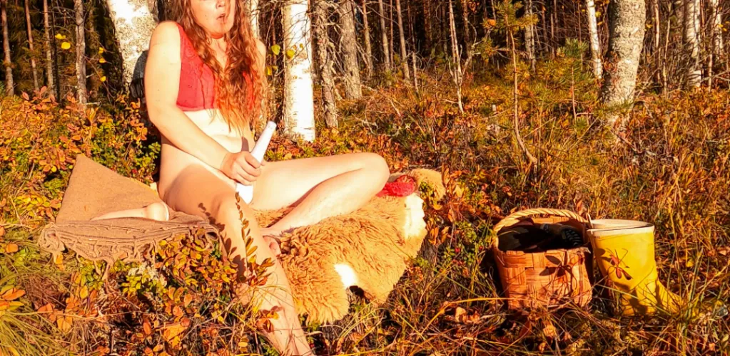 Enjoying my mushroom hunting 🤭