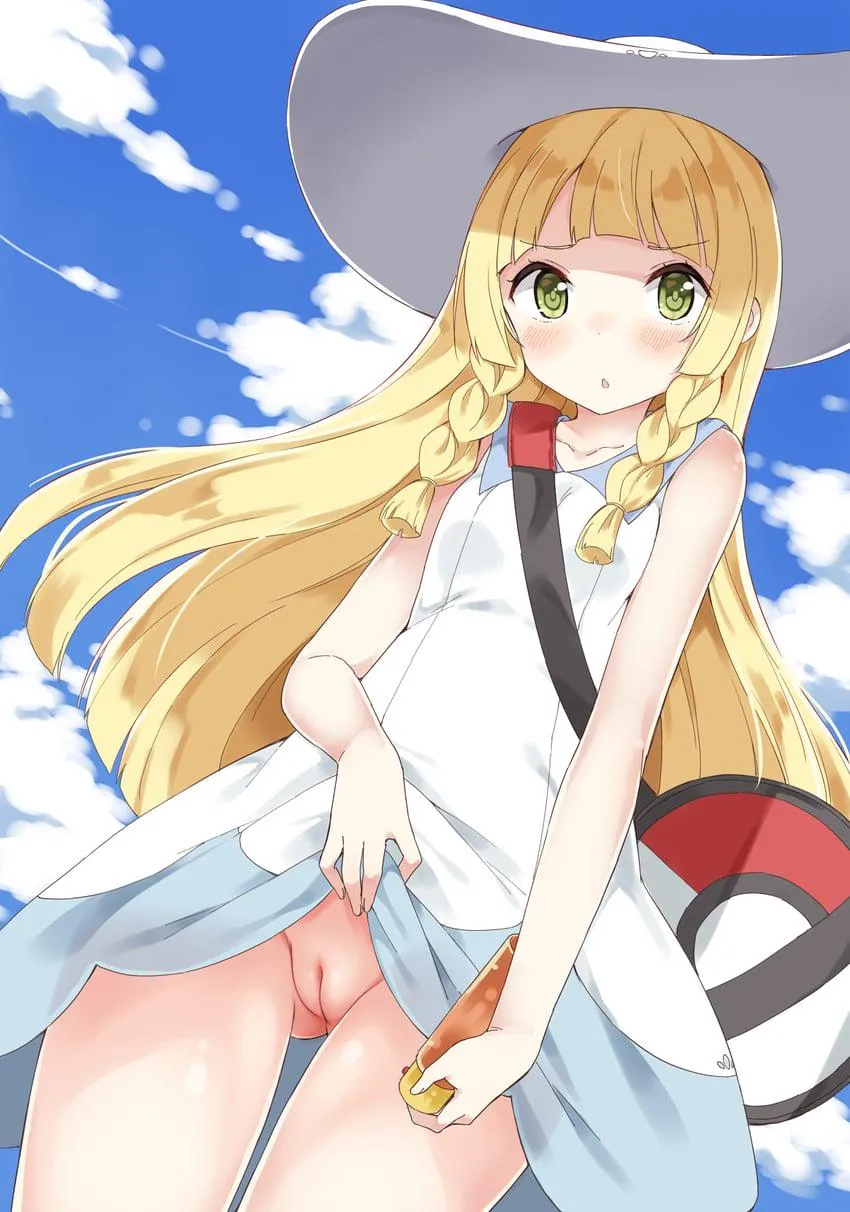 Giving you just a peek of her asset ~