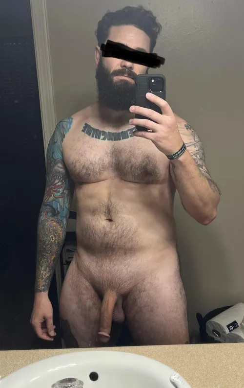 Growing the beard and cutting the weight