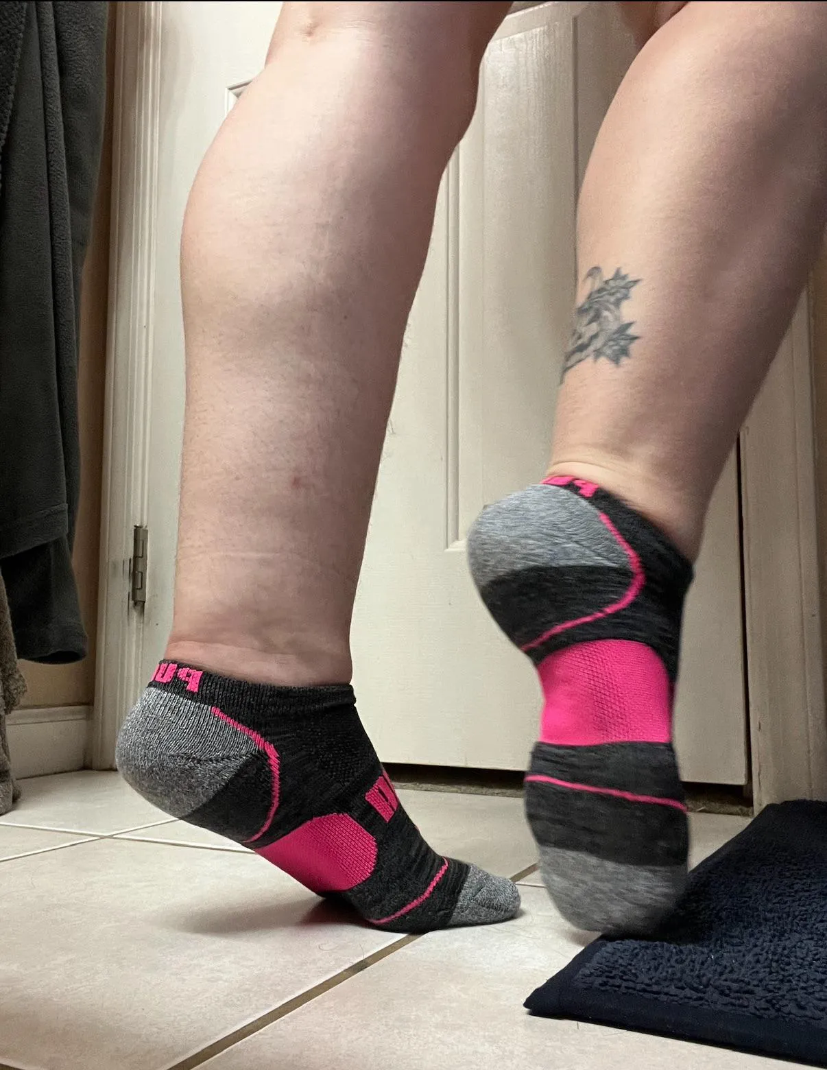 Love a smelly pair of pink and grey puma socks