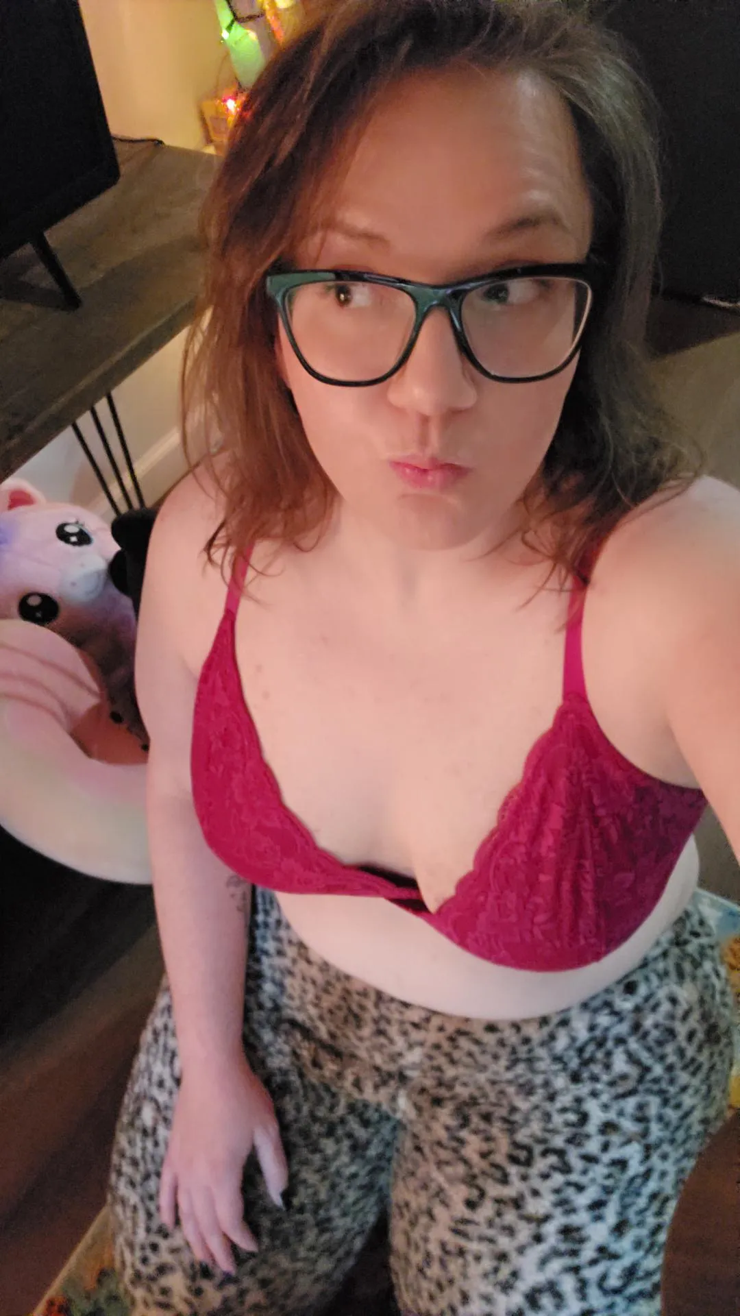 Mommy gets on her knees sometimes