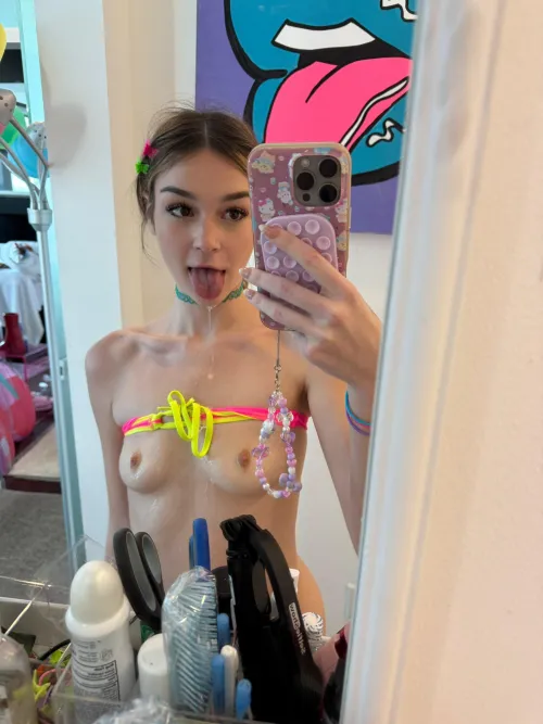 [Della cate] Swallowed Bts