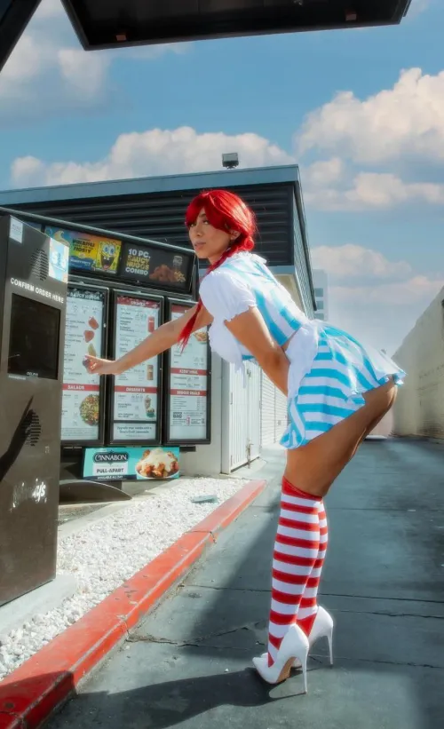 You know she was behind the counter after this pic was taken