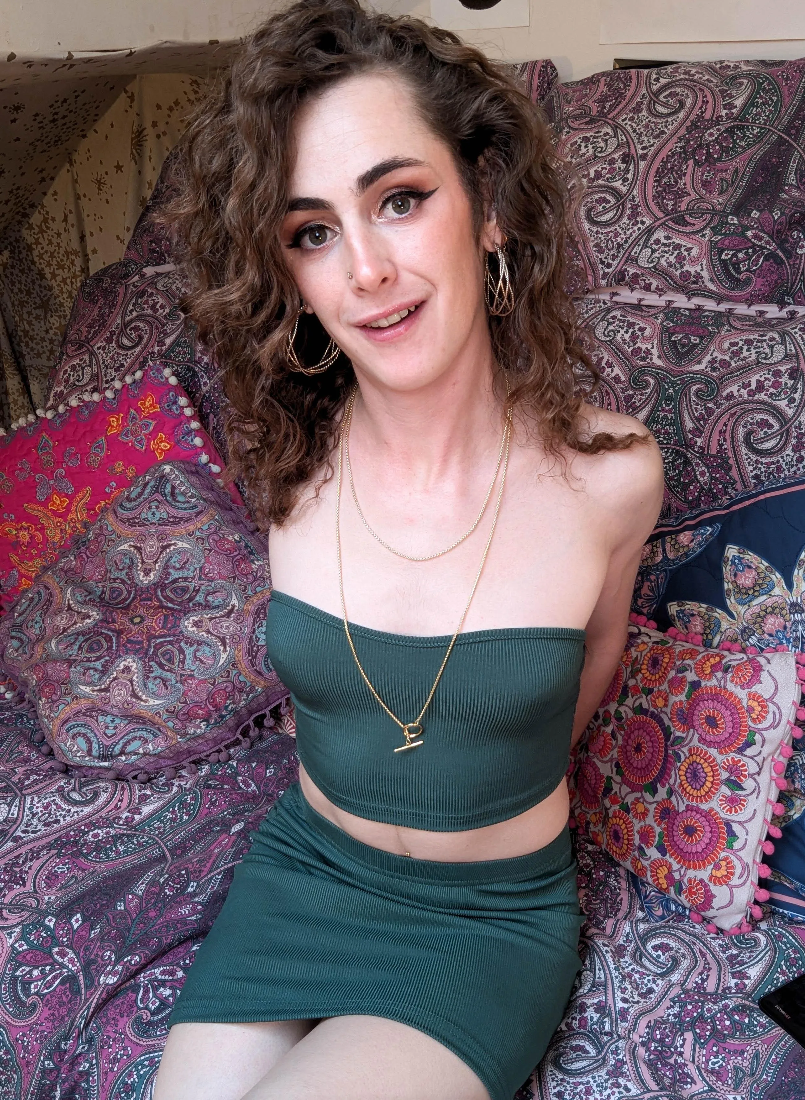 What happens if you take me to a hotel and discover I have a dick?😈