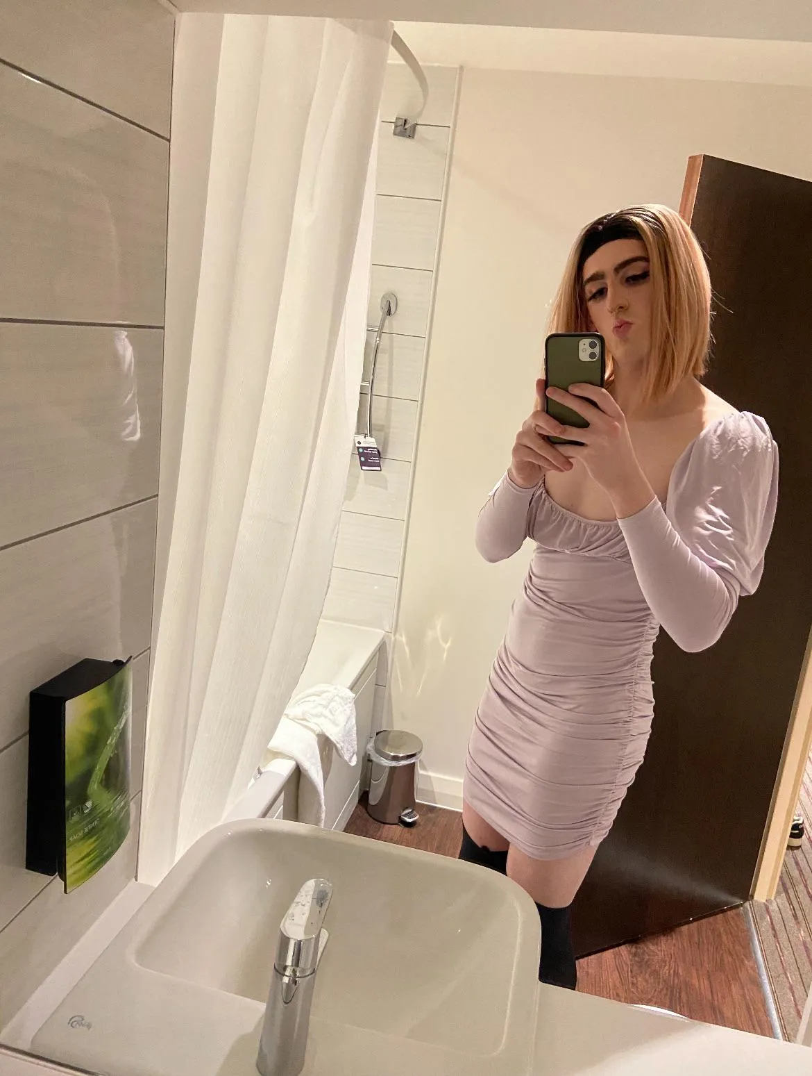 [GBR] #London, Looking for first time