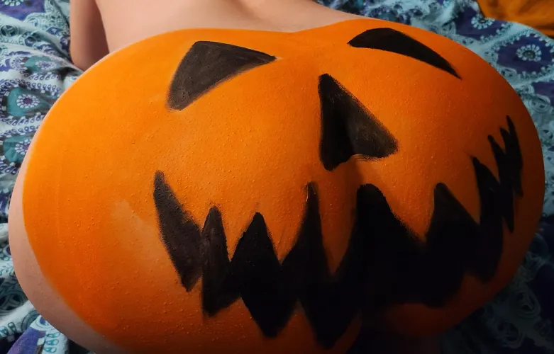 Happy Halloween - Do you like my pumpkin?