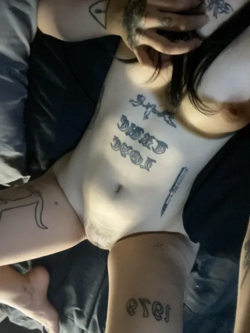 I'm inviting you to play naughty games I have in mind, I promise you'll enjoy it 🙈