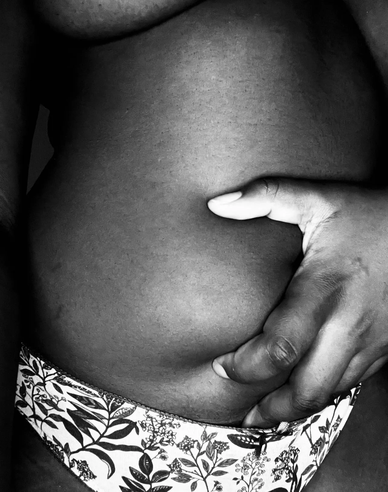 Je glisse mes doigts plus bas ? 🤍